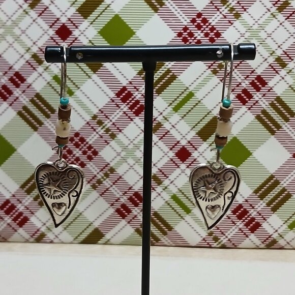 NWOT Fashion Jewelry Silver Tone Southwest Heart Dangle Earrings #12 - Picture 3 of 9
